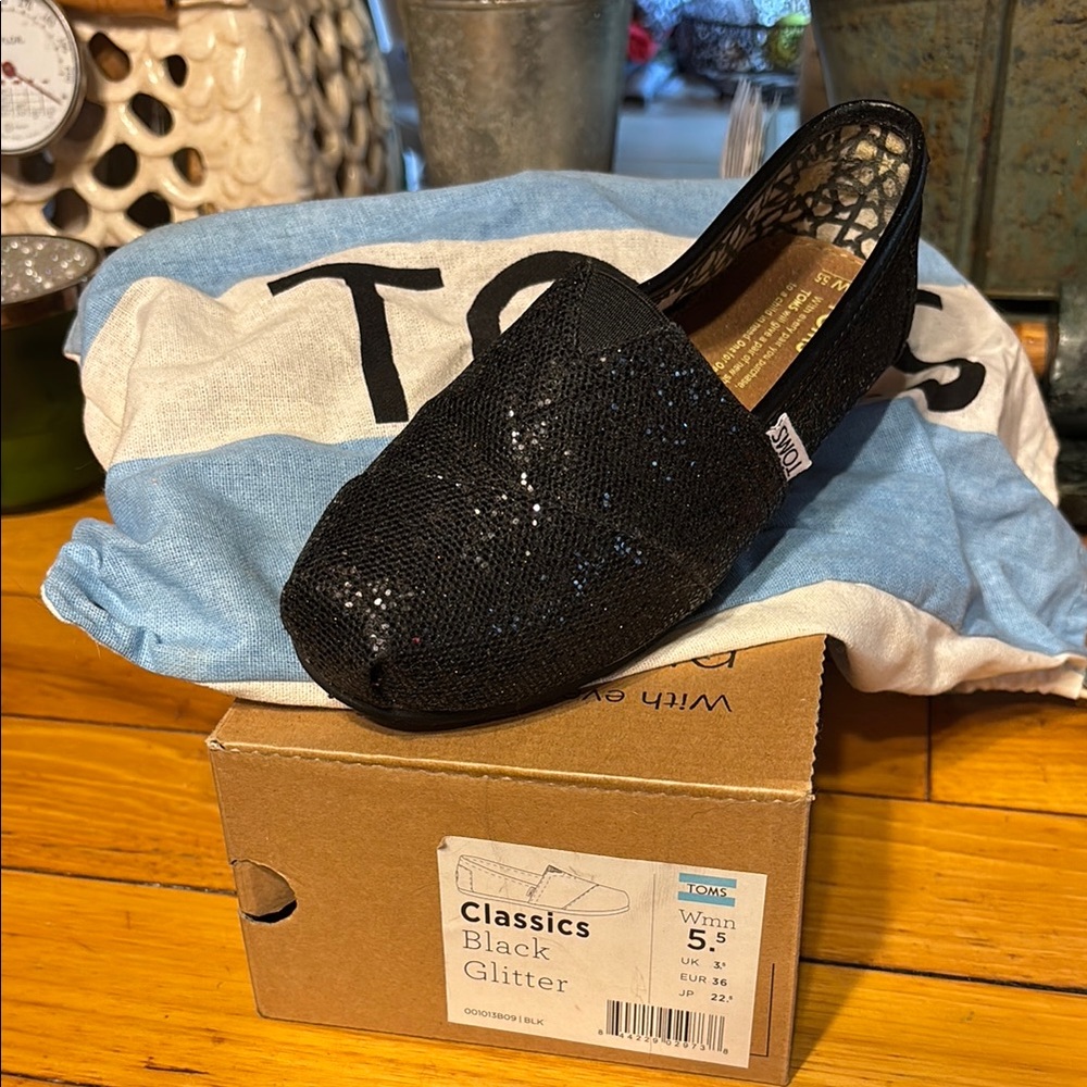 TOMS Women's Black Glitter Classics